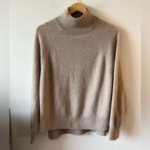SAKS Fifth Avenue 100 % Cashmere Turtleneck Sweater Size Medium